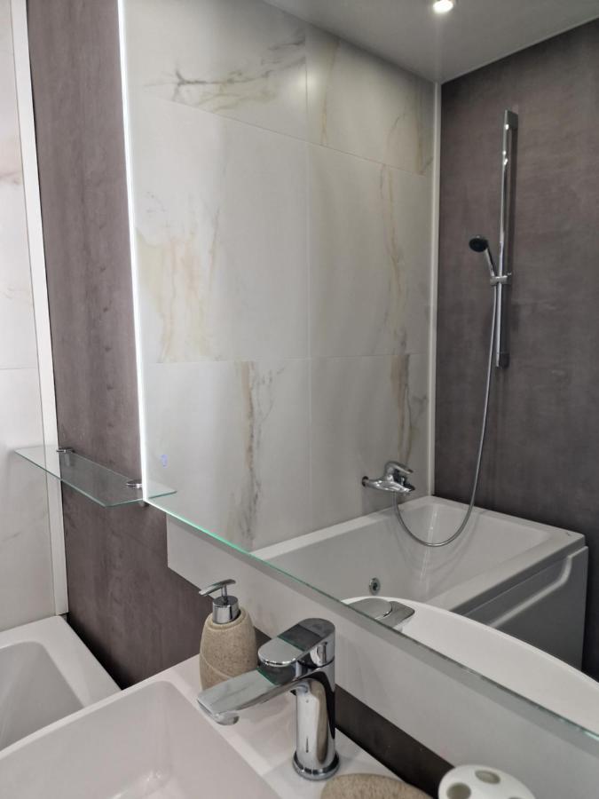 Marsselis Luxe Port Apartment 瓦爾納 外观 照片