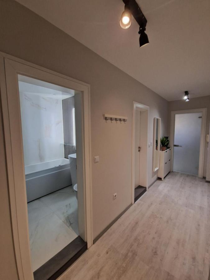 Marsselis Luxe Port Apartment 瓦爾納 外观 照片