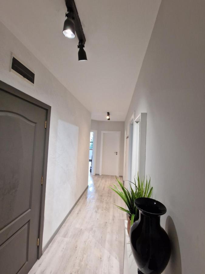 Marsselis Luxe Port Apartment 瓦爾納 外观 照片