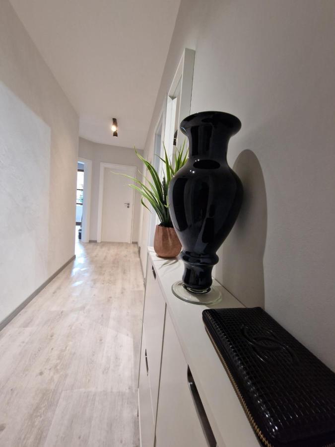 Marsselis Luxe Port Apartment 瓦爾納 外观 照片
